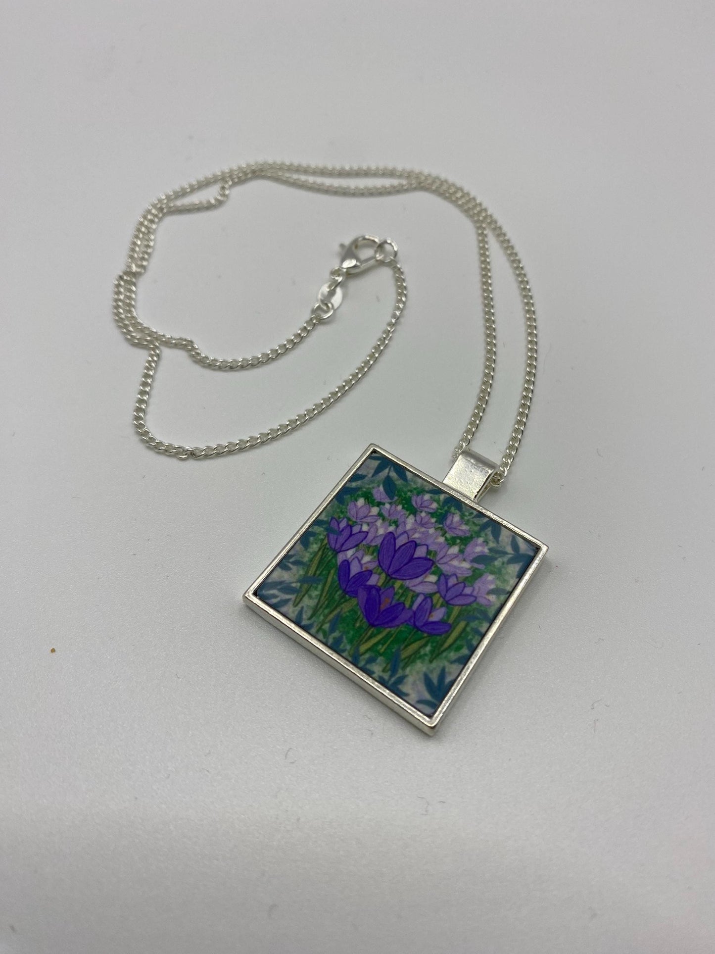 Crocus flower card and necklace gift set